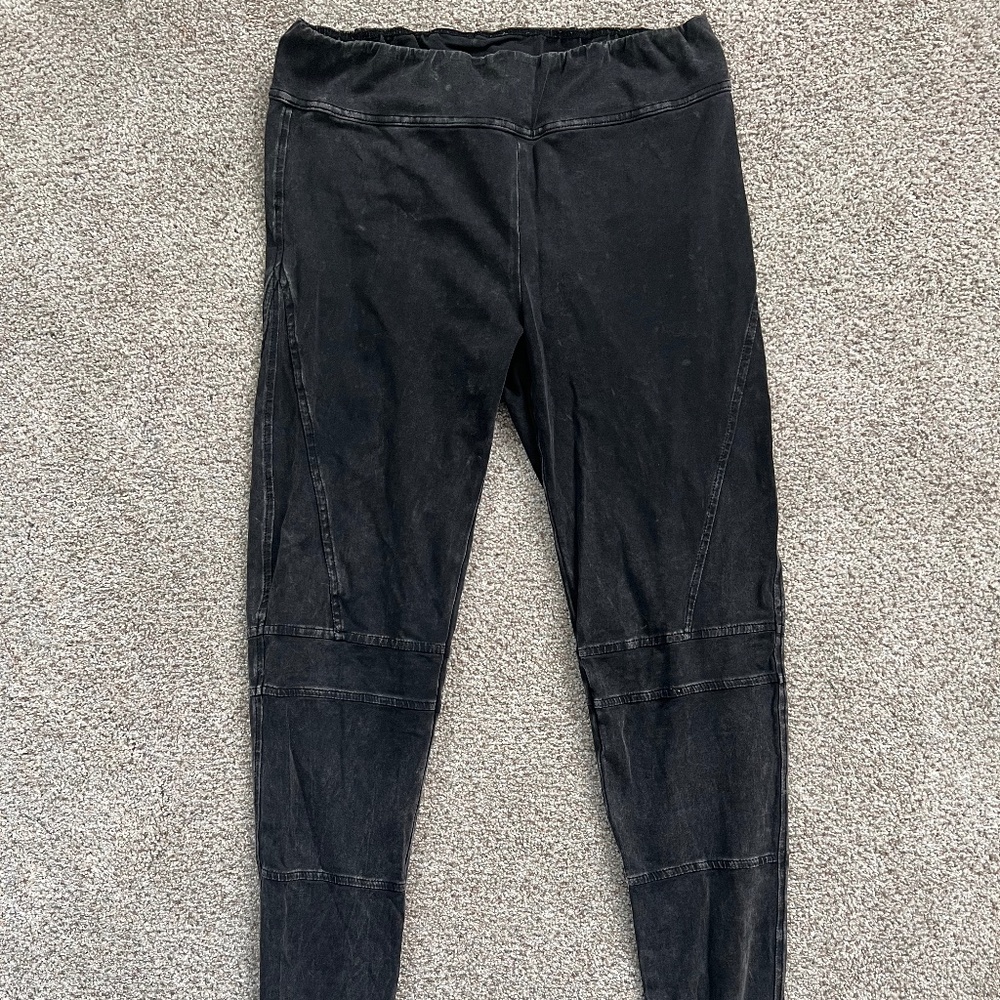 Moto Leggings